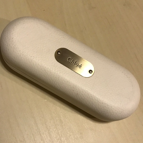 Chloe glass frame - Picture 2 of 8